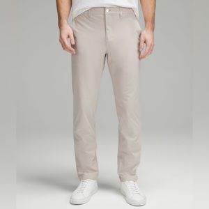 Lululemon Men’s Classic Fit Trouser in Raw Linen (Size 34)